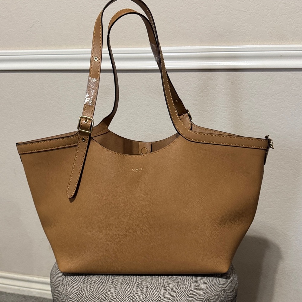 Coach Gramercy Tote - Honey Brown